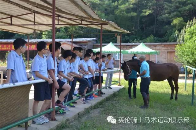 “马术进校园”之苏州外国语马术特色课程班正式开课啦！